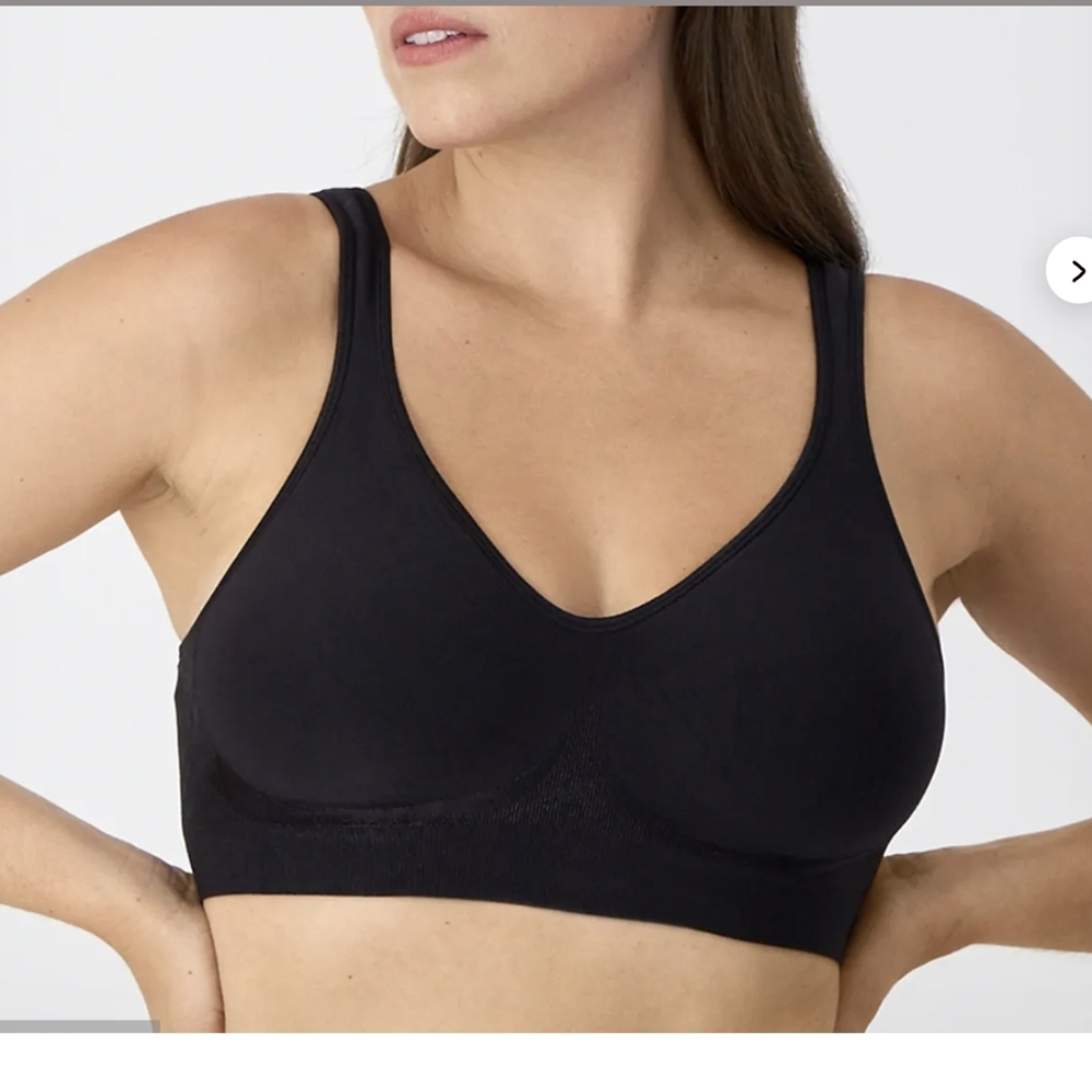 NWT Bali Comfort Revolution ComfortFlex Fit Seamless 2-Ply Wireless Bra
